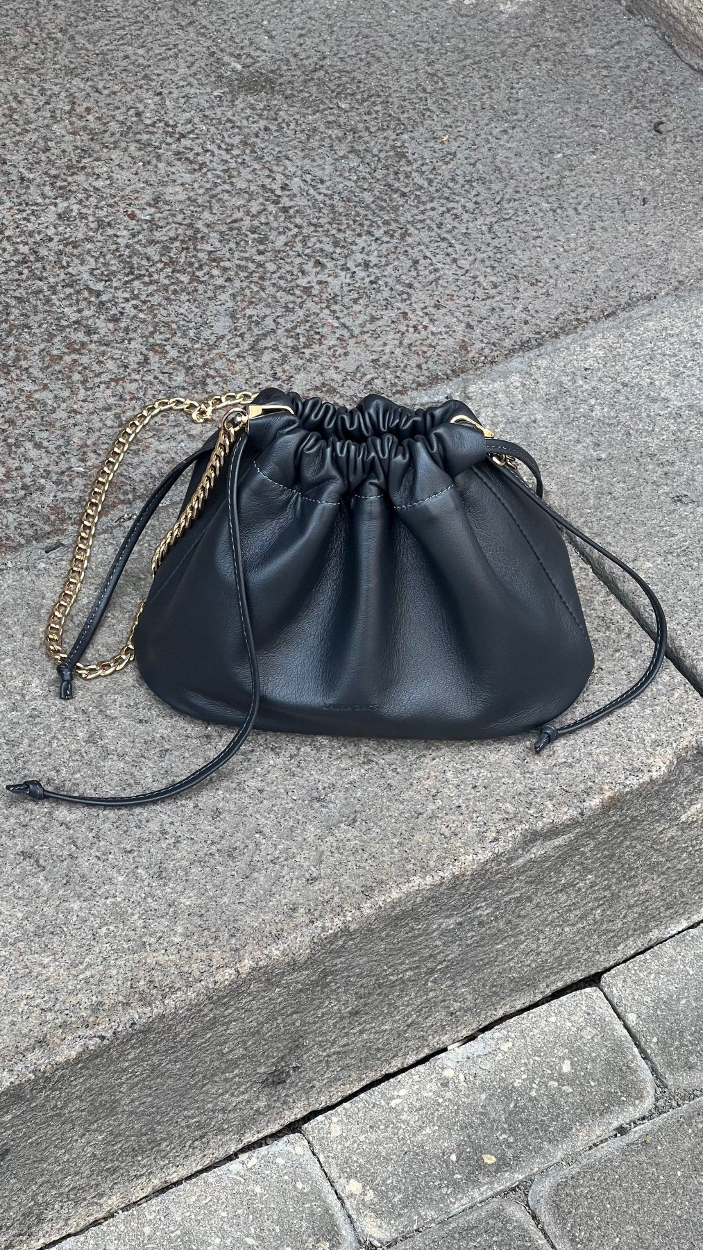 NOCTURNE MINI – CHARCOAL GREY LAMBSKIN HANDBAG WITH GOLD CHAIN - BeaA - Be At Home with Yourself - Bag