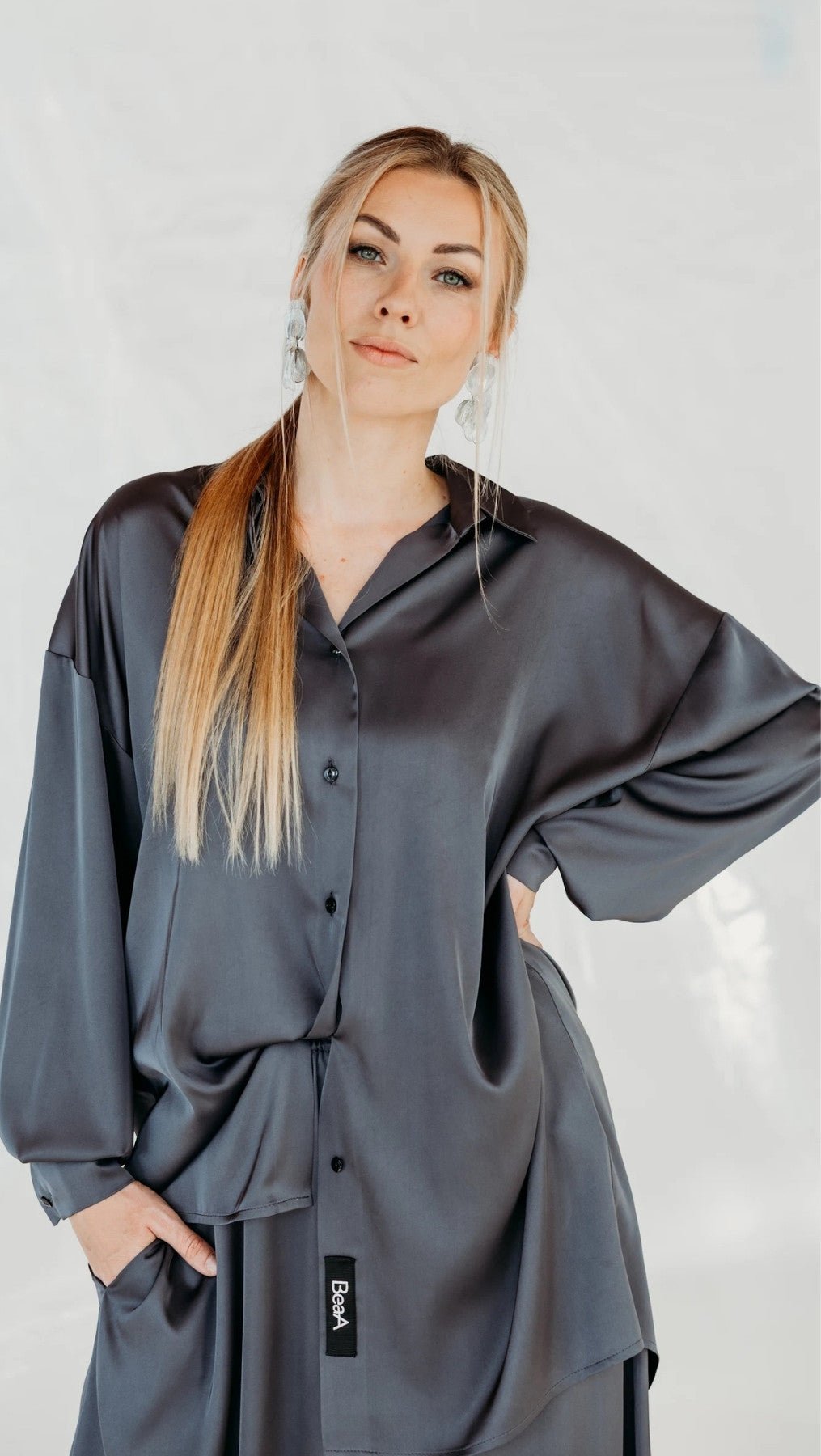 Oversized silk shirt Graphite - BeaA - Be At Home with Yourself - Top