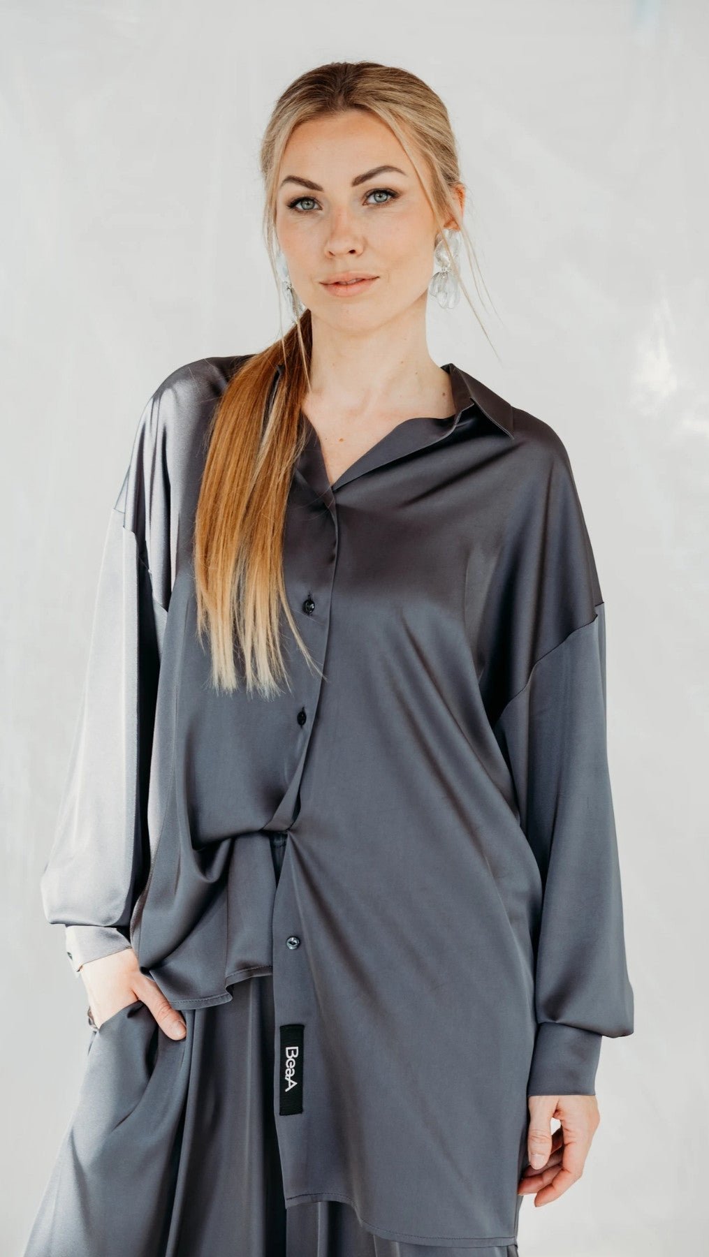 Oversized silk shirt Graphite - BeaA - Be At Home with Yourself - Top
