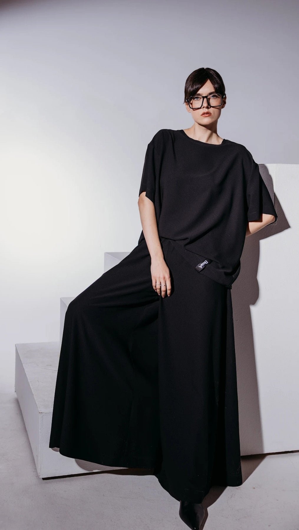 Oversized T-Shirt Black - BeaA - Be At Home with Yourself - T-Shirt