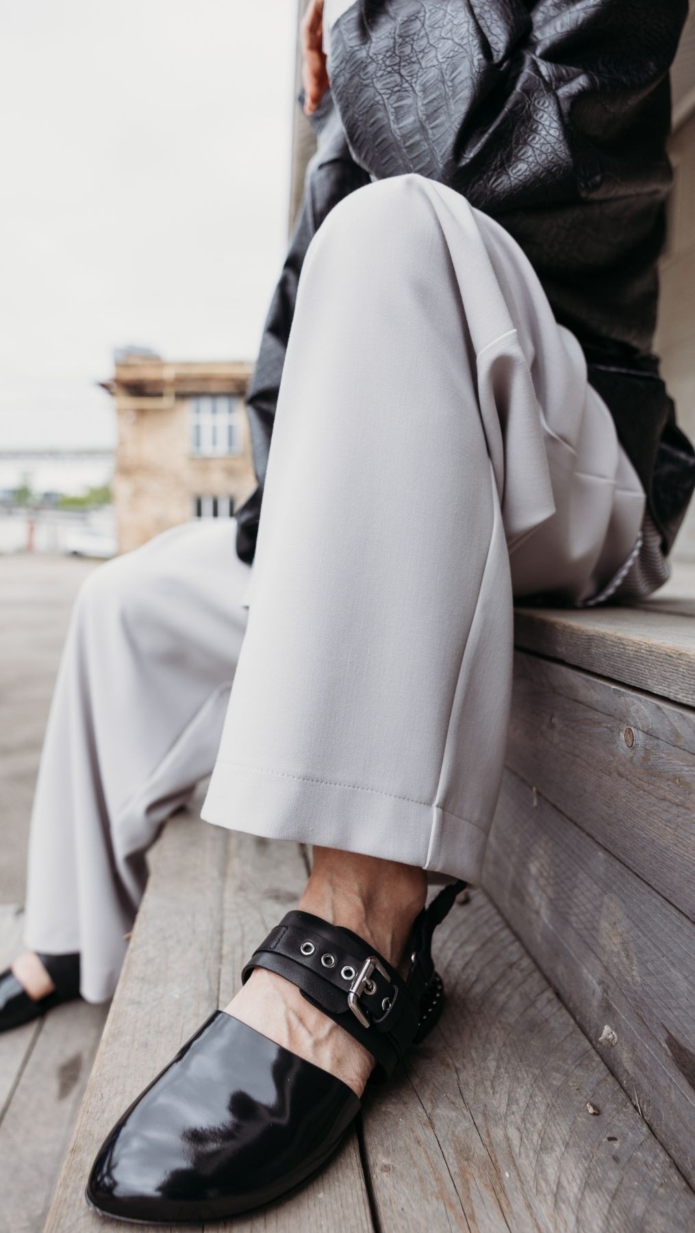 Pleated trousers Light Gray - BeaA - Be At Home with Yourself - Trousers