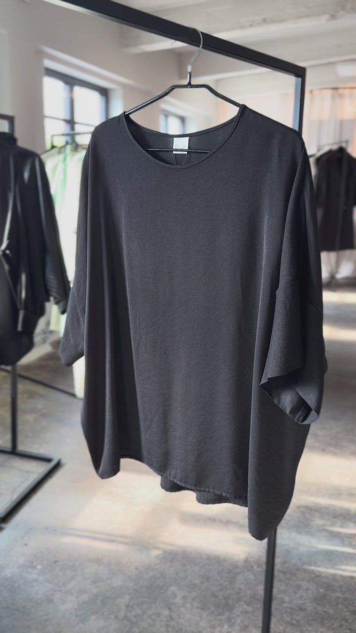 Pleat top Black or White