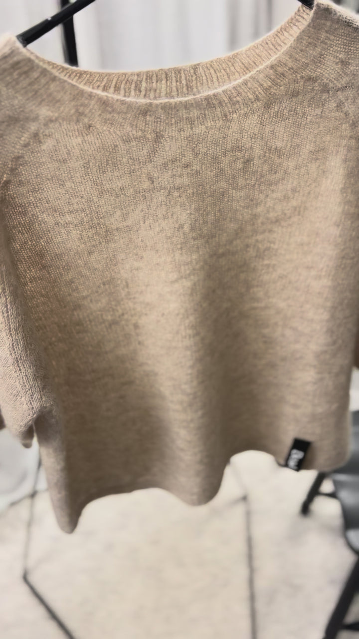 Alpaca sweater Beige