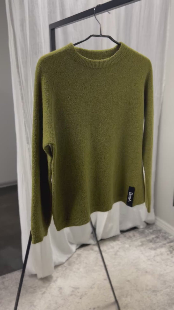 Alpakas un viskozes džemperis olīve