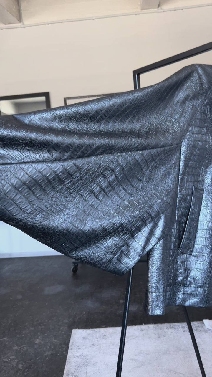 Экокожаная куртка Noir Croc