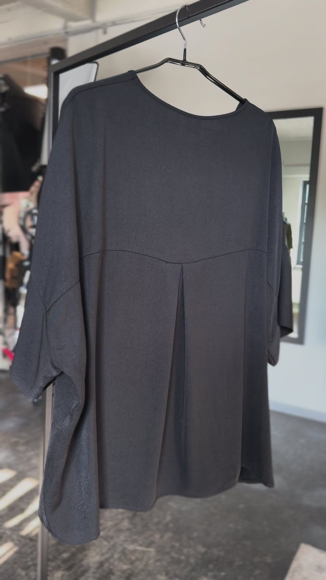 Pleat top Black or White