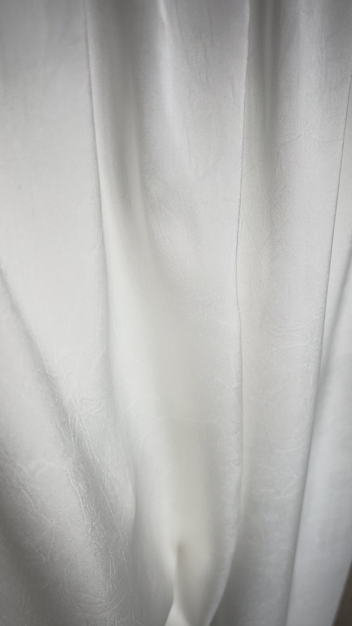 White tousers Cloud Dancer