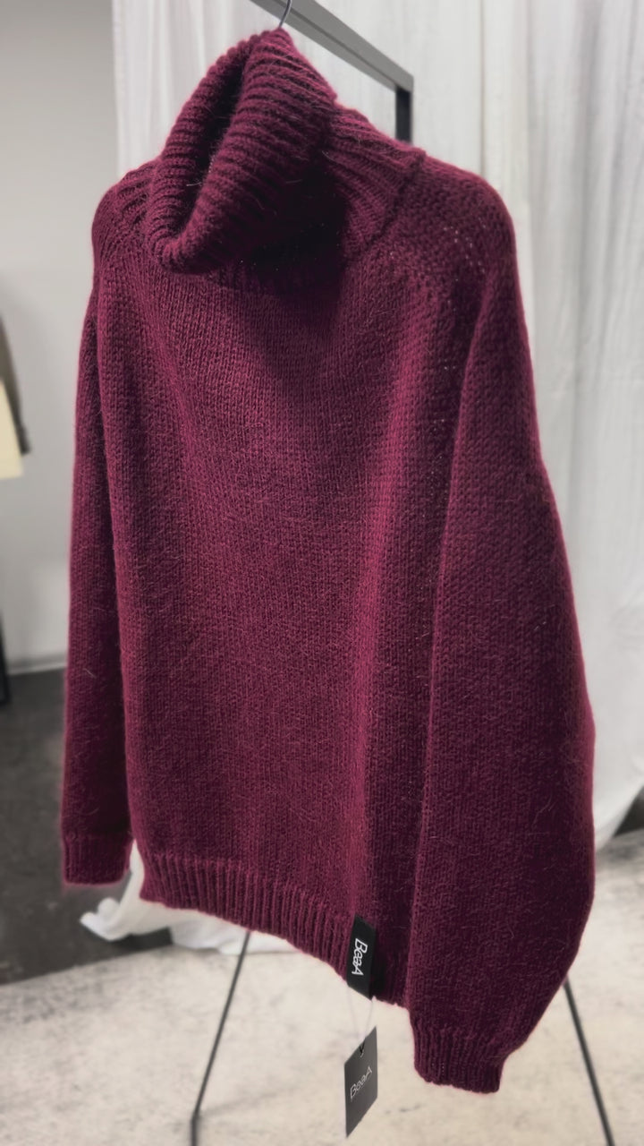 Džemperis ar augsto apkakli Tumši sarkans