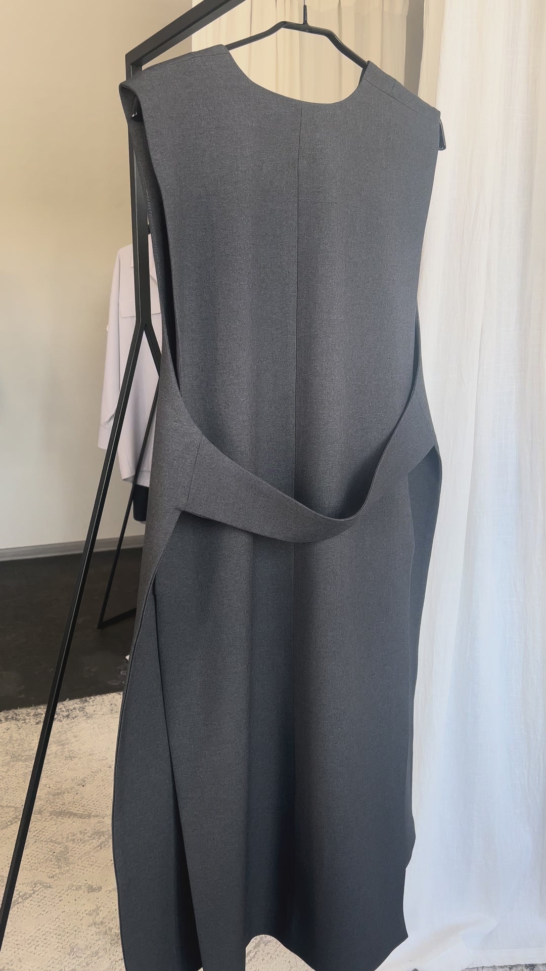 Элегантный жилет "Темно-Серый"