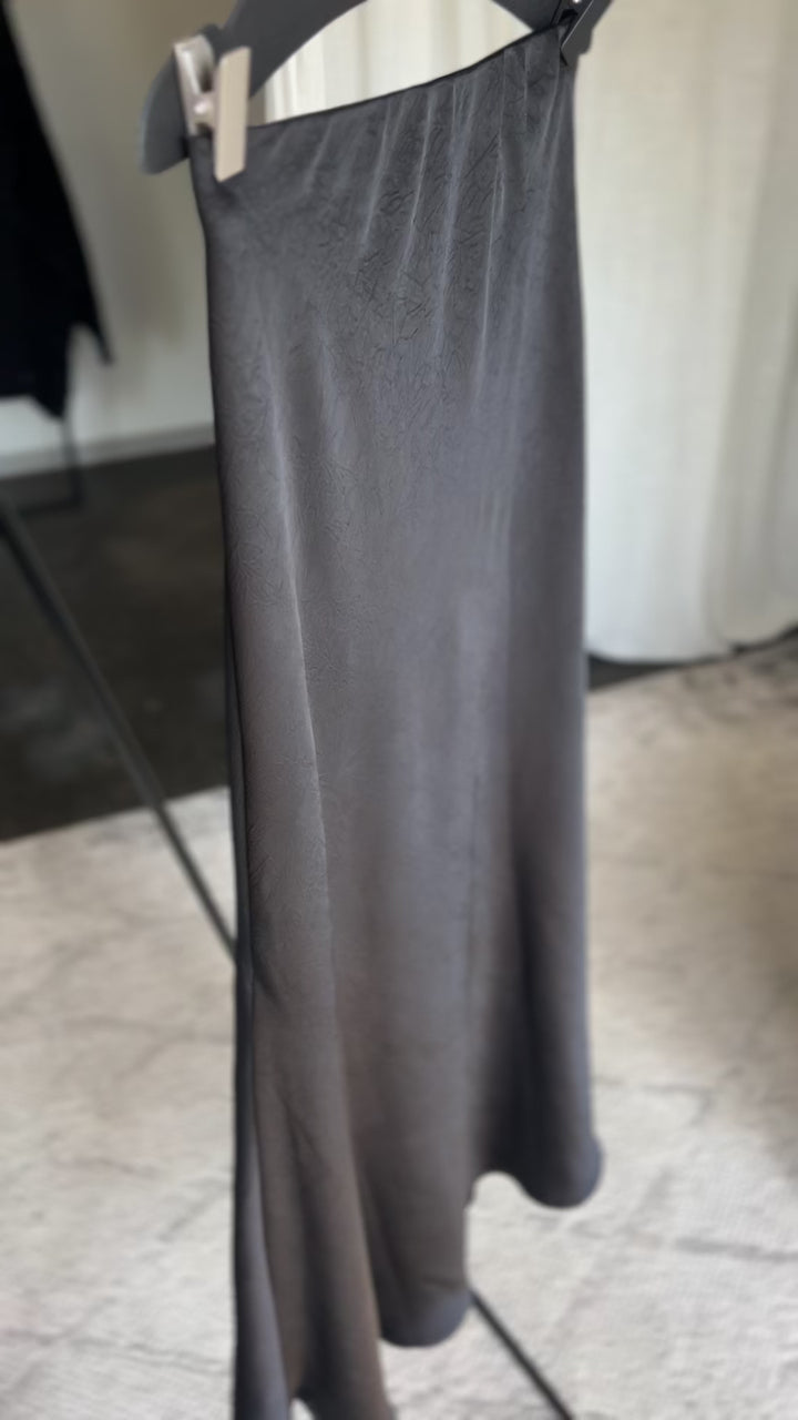 Crushed silk long Skirt