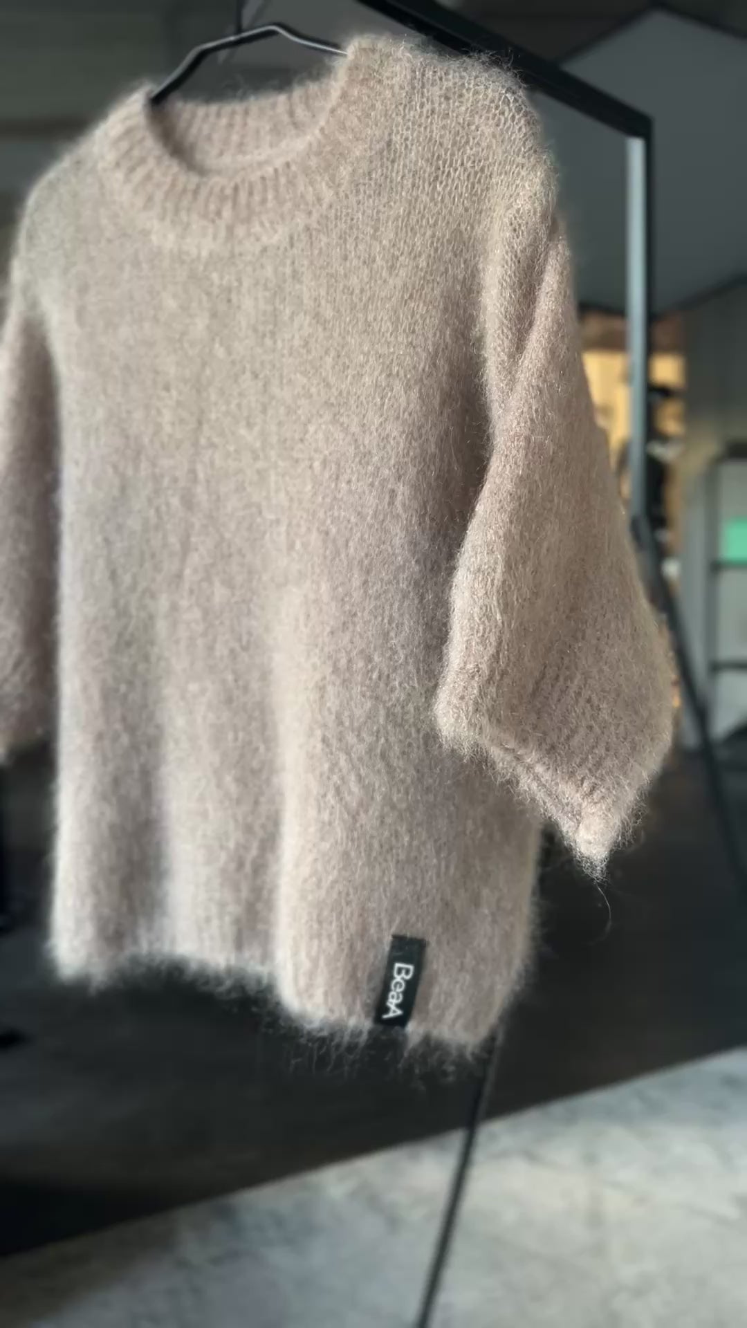 Kid mohair sweater Almond