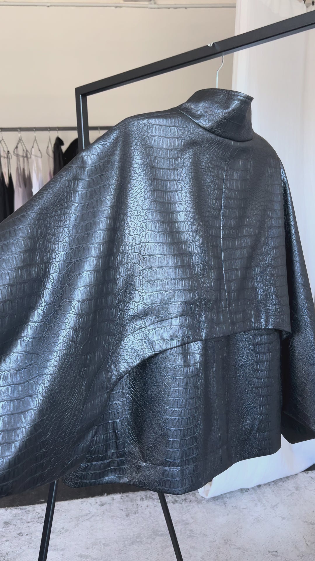 Экокожаная куртка Noir Croc