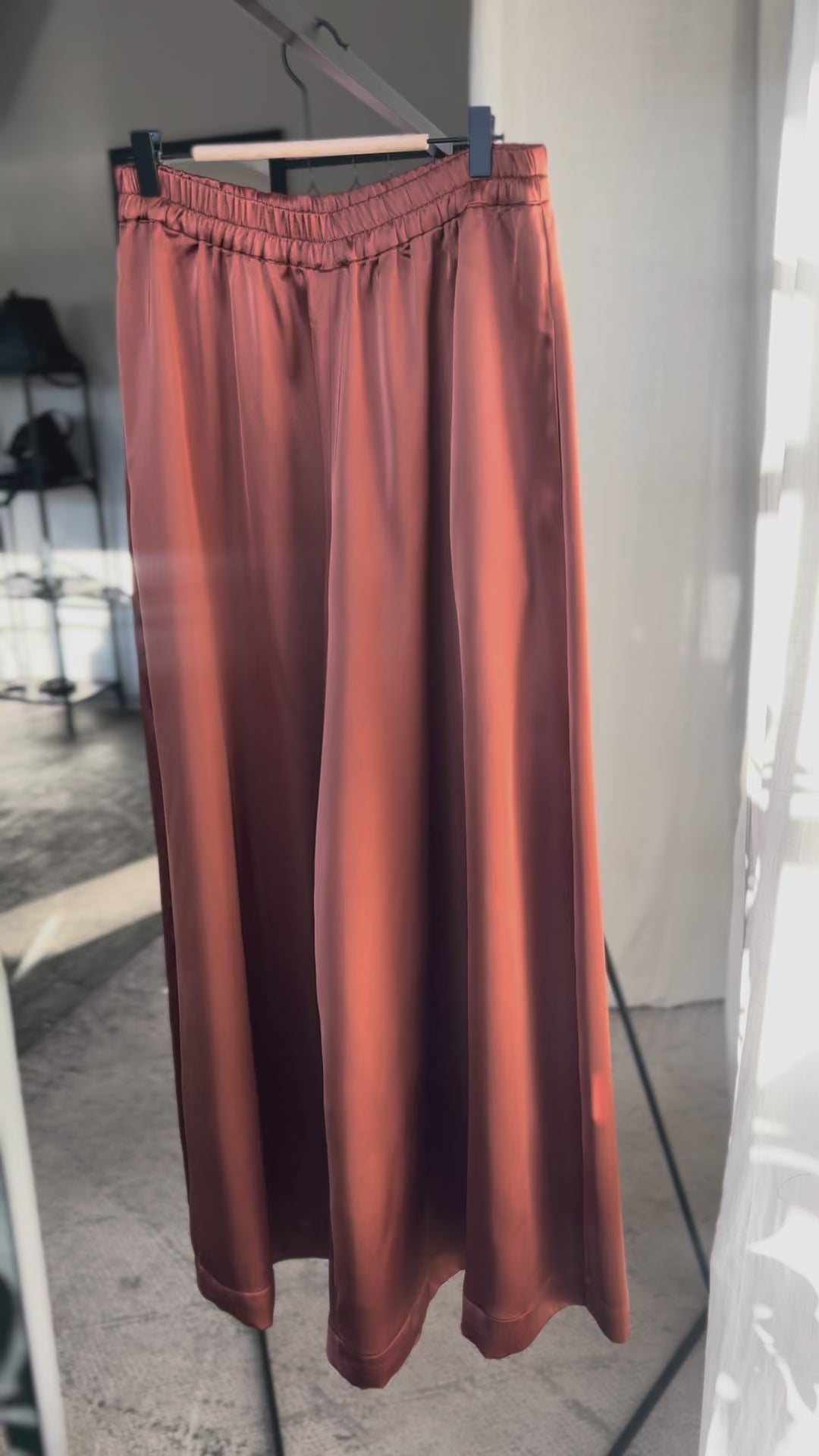 Брюки-палаццо бронзового цвета