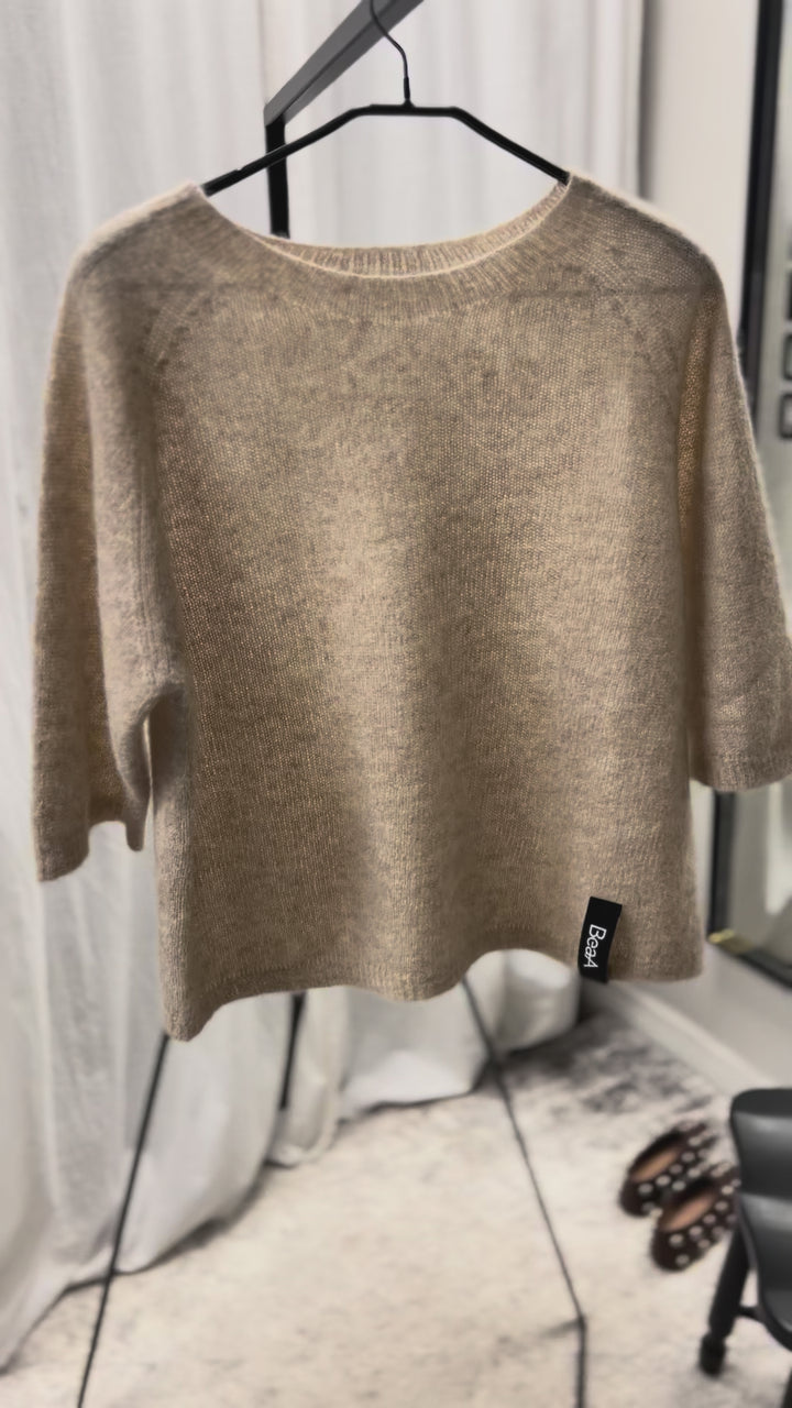 Alpaca sweater Beige