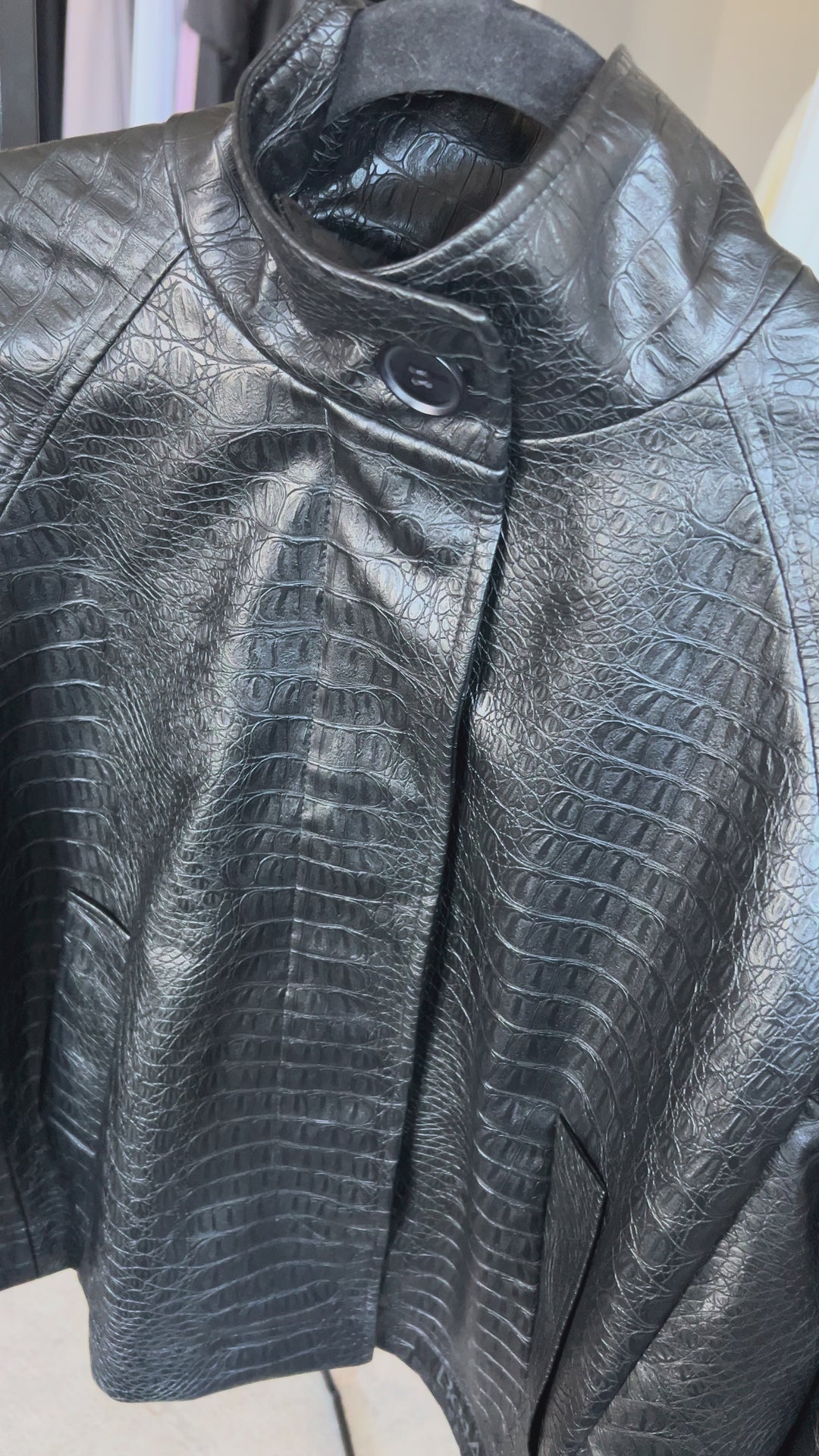 Экокожаная куртка Noir Croc