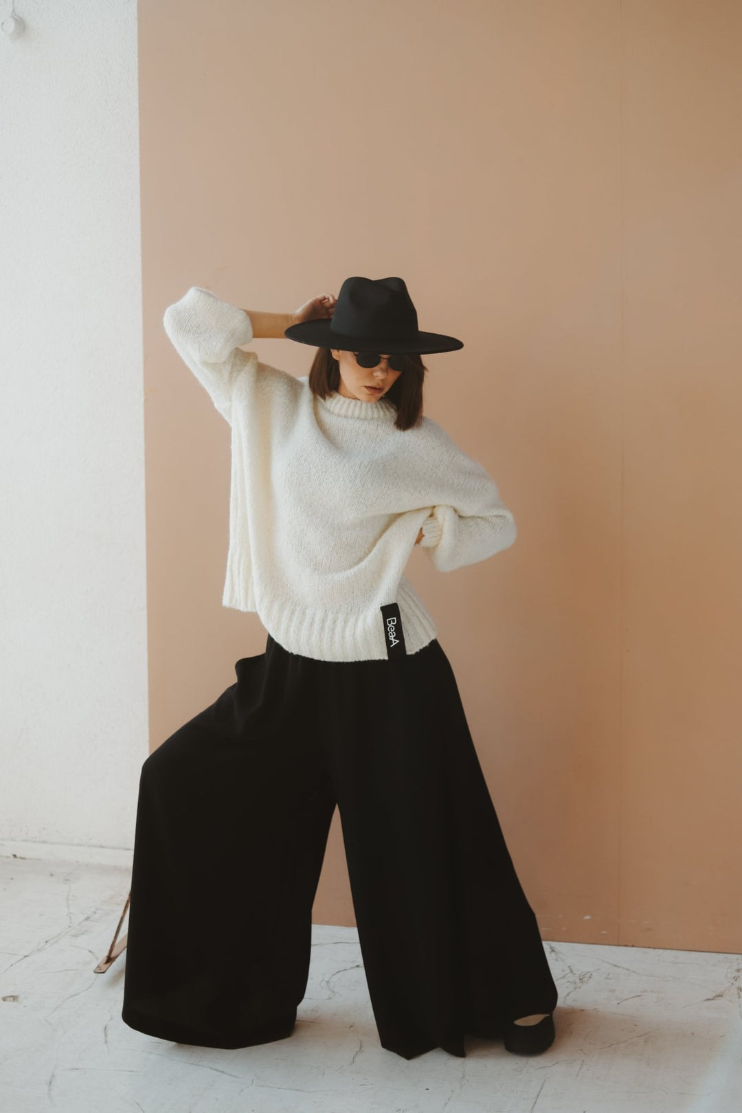 Relaxed fit sweater BeaA - Be At Home with Yourself