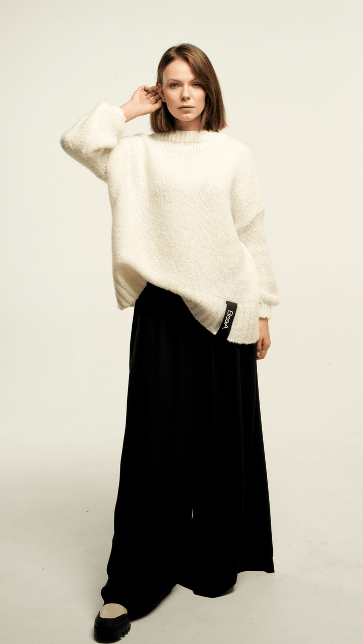 Relaxed fit sweater BeaA - Be At Home with Yourself