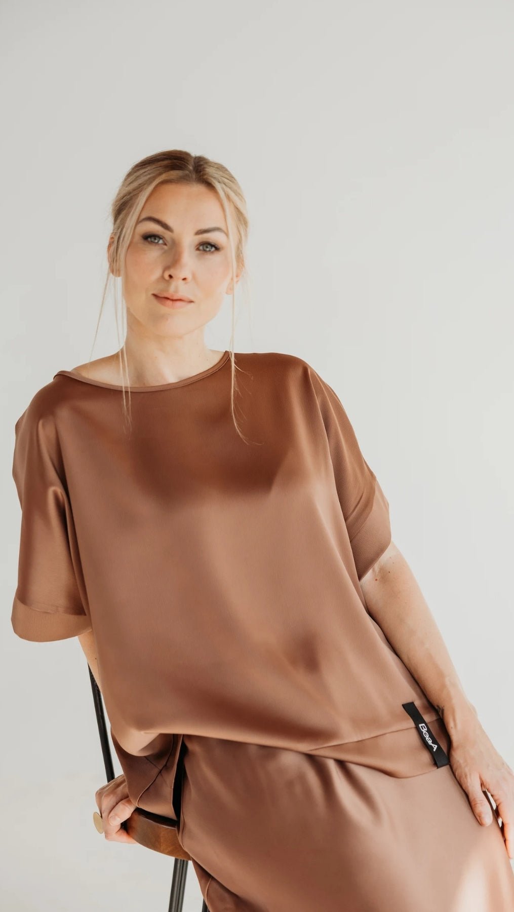 Silk Satin Top Chocolate mousse - BeaA - Be At Home with Yourself - Top
