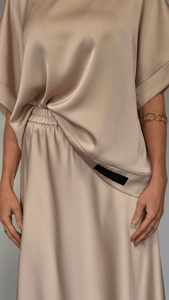 Silk Satin Top Seashell - BeaA - Be At Home with Yourself - Top