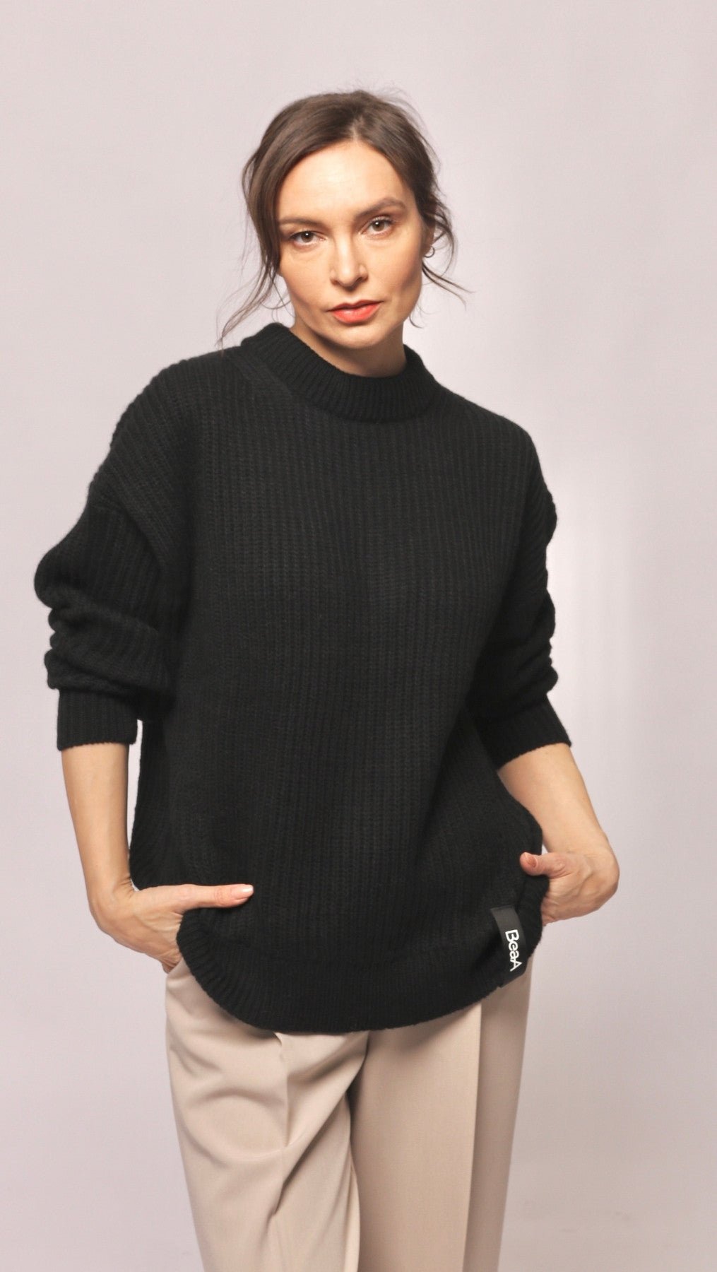 Sweater Black - BeaA - Be At Home with Yourself - Top