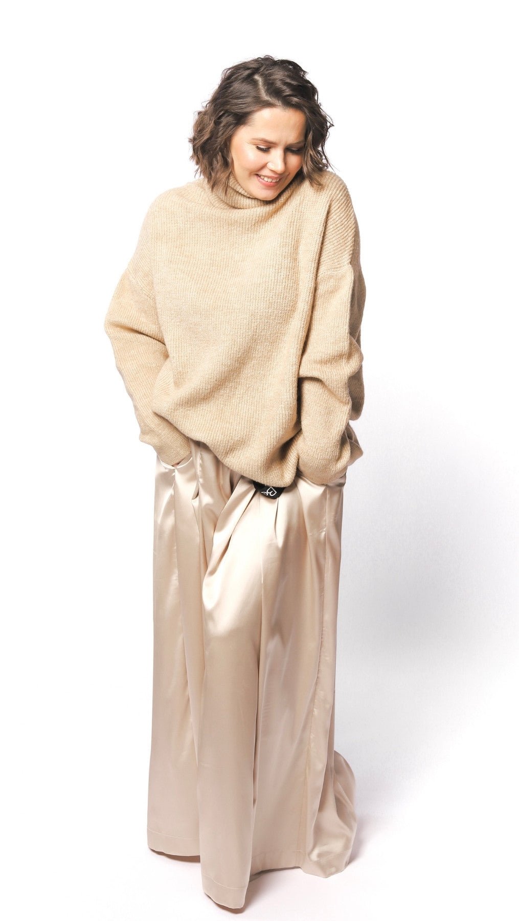Sweater Oversized turtleneck Beige - BeaA - Be At Home with Yourself - Top