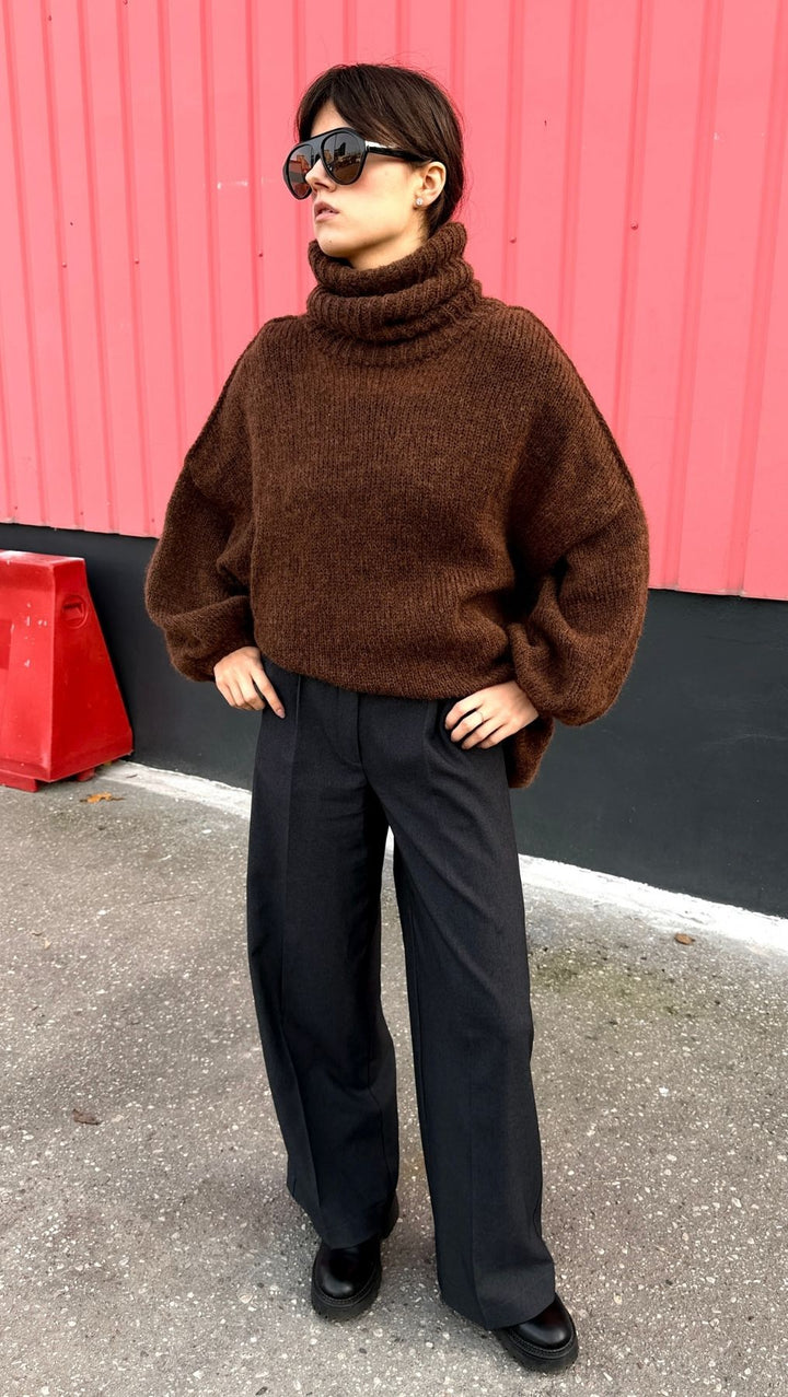 Sweater Oversized turtleneck Cinnamon - BeaA - Be At Home with Yourself - Top