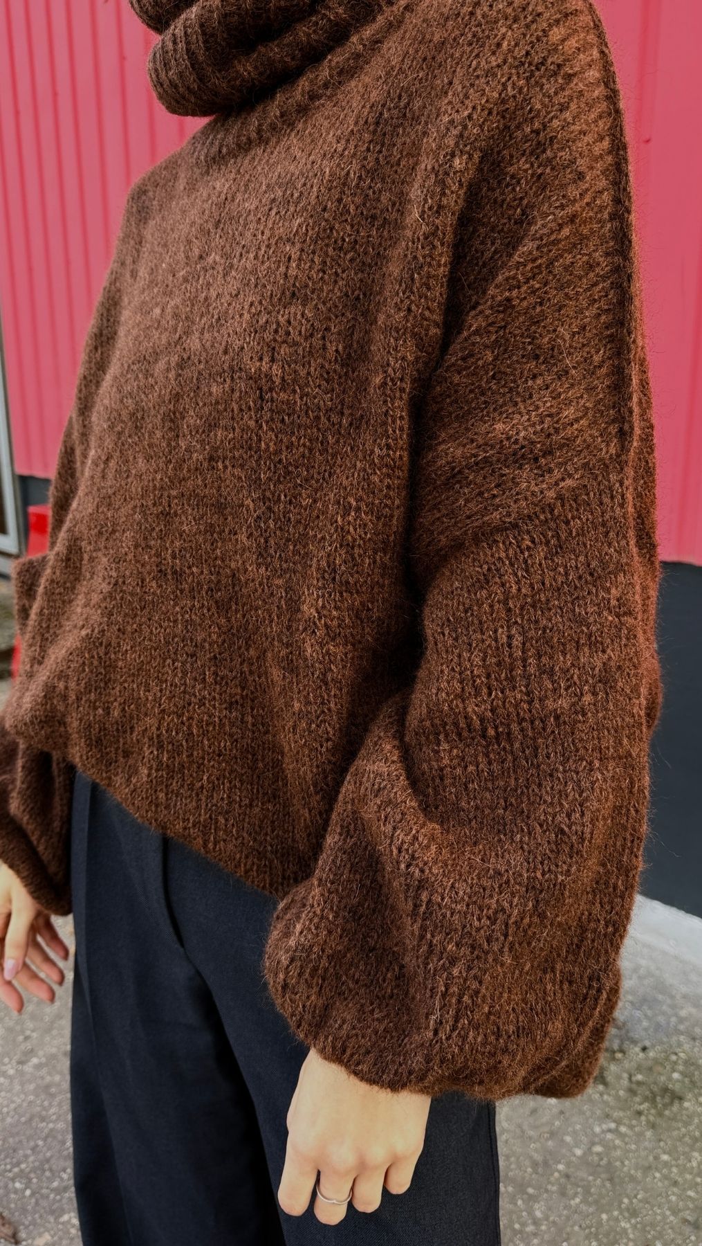 Sweater Oversized turtleneck Cinnamon - BeaA - Be At Home with Yourself - Top