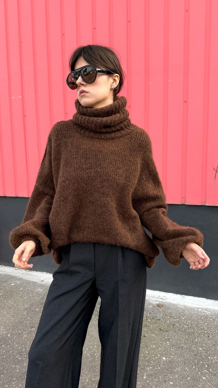 Sweater Oversized turtleneck Cinnamon - BeaA - Be At Home with Yourself - Top