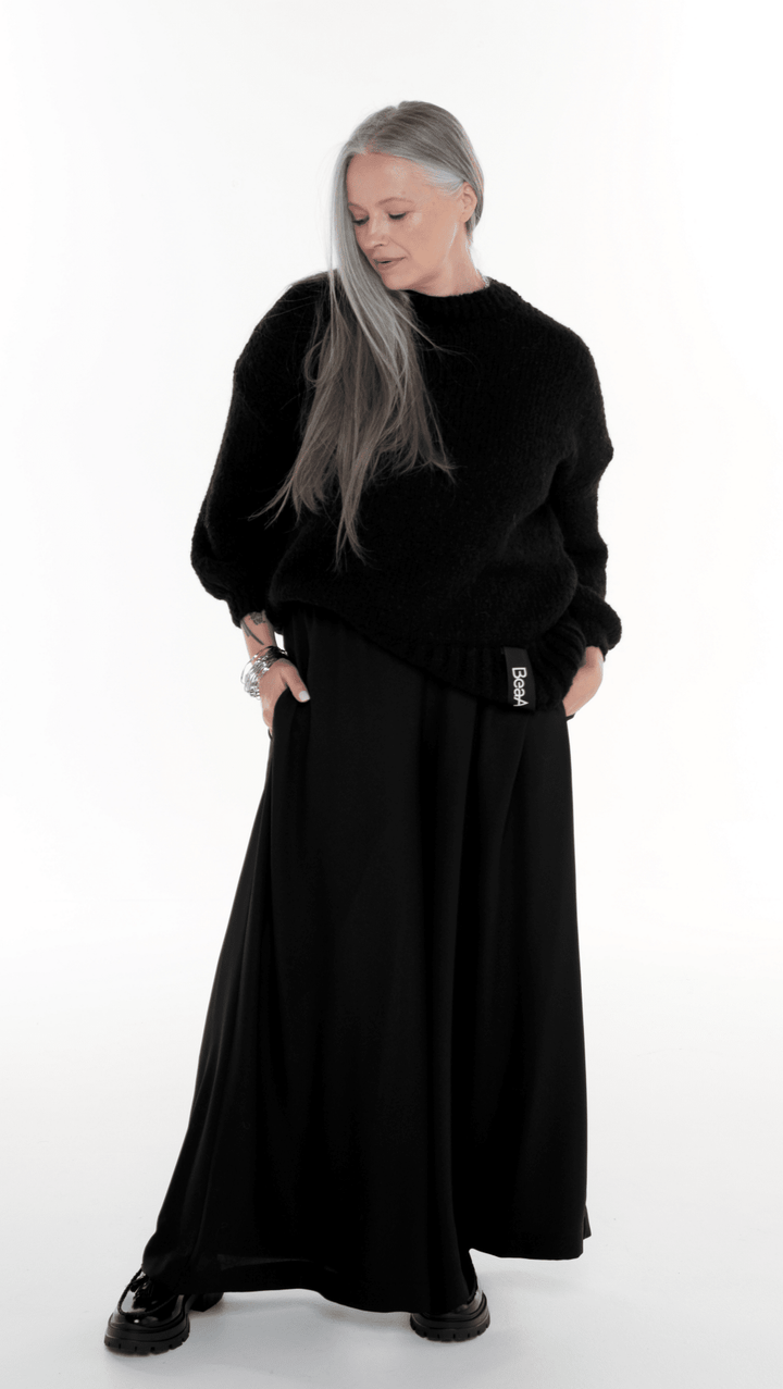 Relaxed fit sweater Black BeaA - Be At Home with Yourself