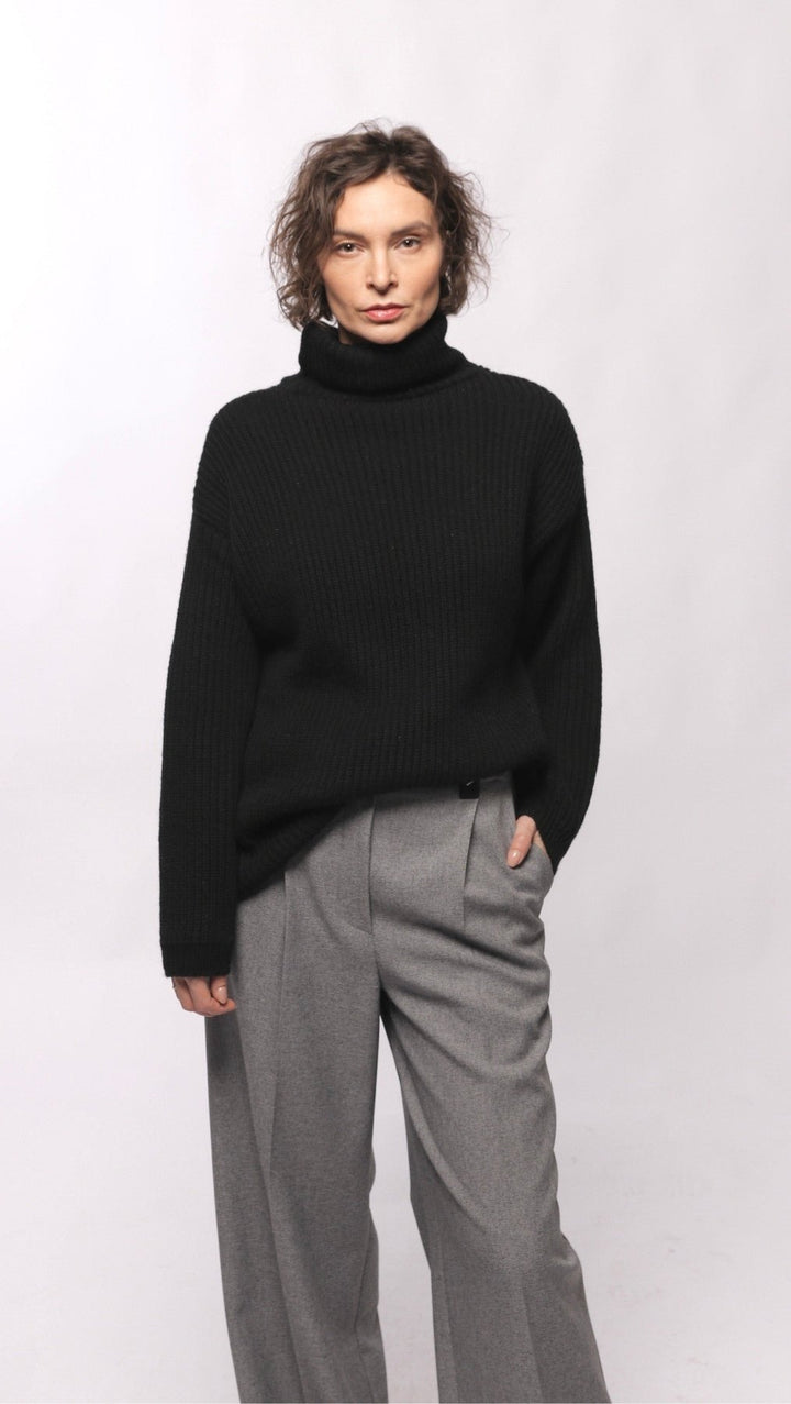 Sweater turtleneck Black - BeaA - Be At Home with Yourself - Top