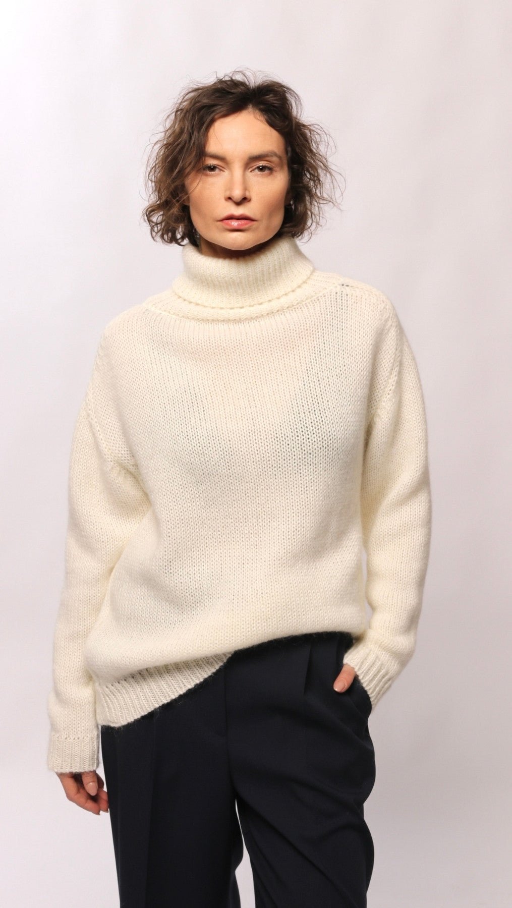 Sweater turtleneck Milk White - BeaA - Be At Home with Yourself - Top