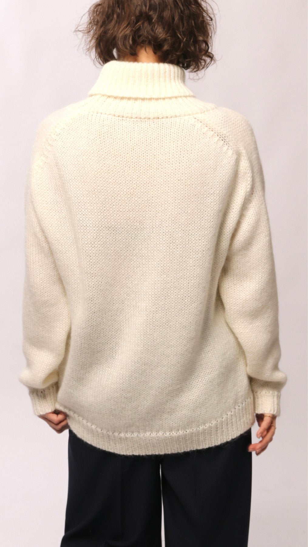 Sweater turtleneck Milk White - BeaA - Be At Home with Yourself - Top