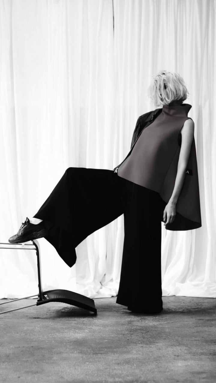 Top "BEAA x SFINKSA" Gray - BeaA - Be At Home with Yourself - Top