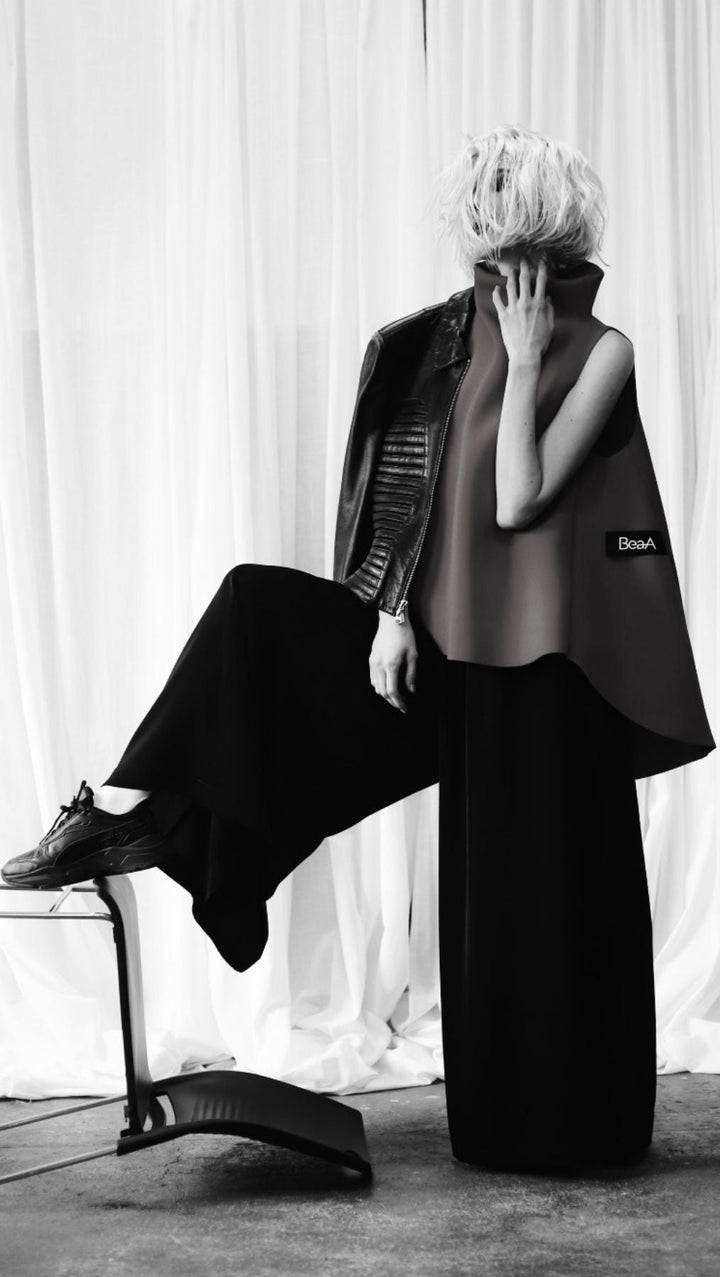 Top "BEAA x SFINKSA" Gray - BeaA - Be At Home with Yourself - Top