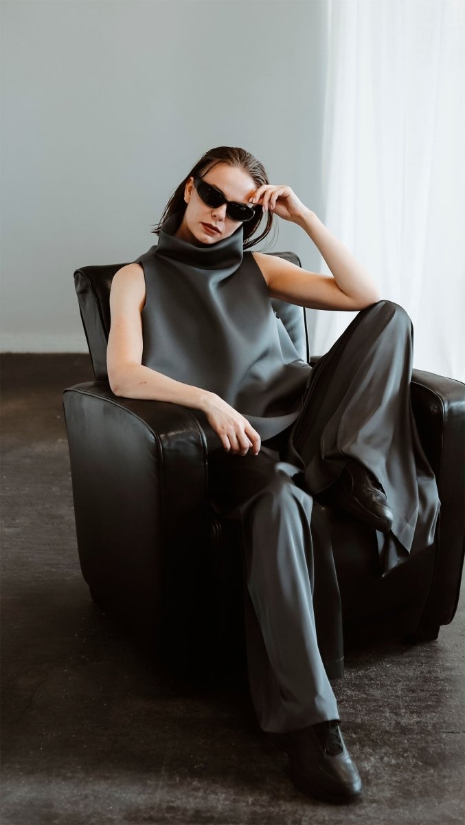 Top "BEAA x SFINKSA" Gray - BeaA - Be At Home with Yourself - Top