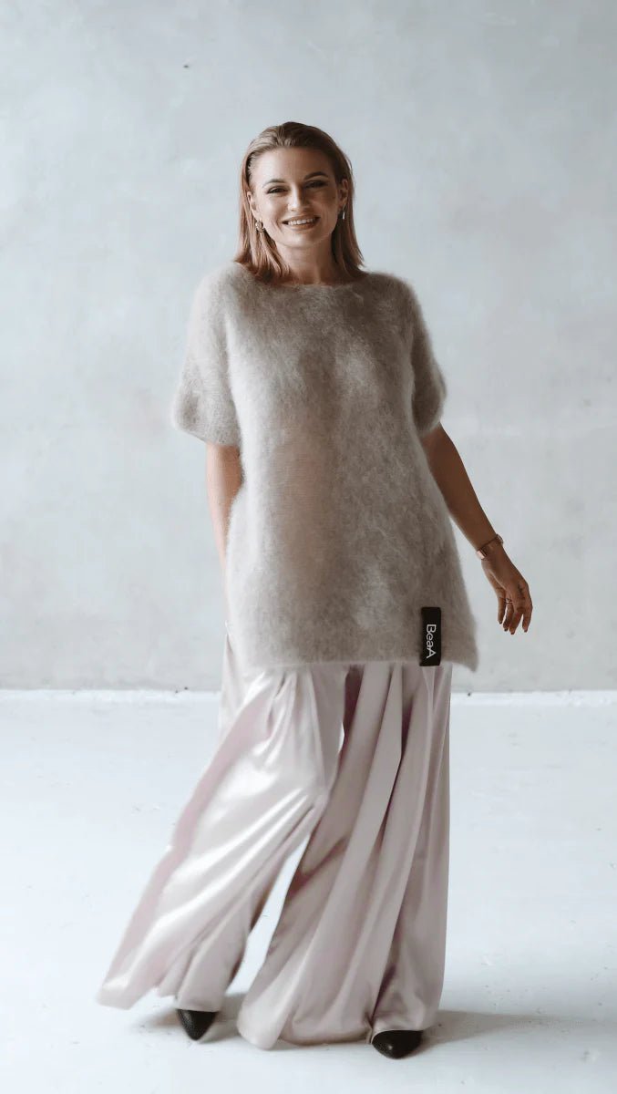 Trousers with pleats Silk Powder - BeaA - Be At Home with Yourself - Trousers