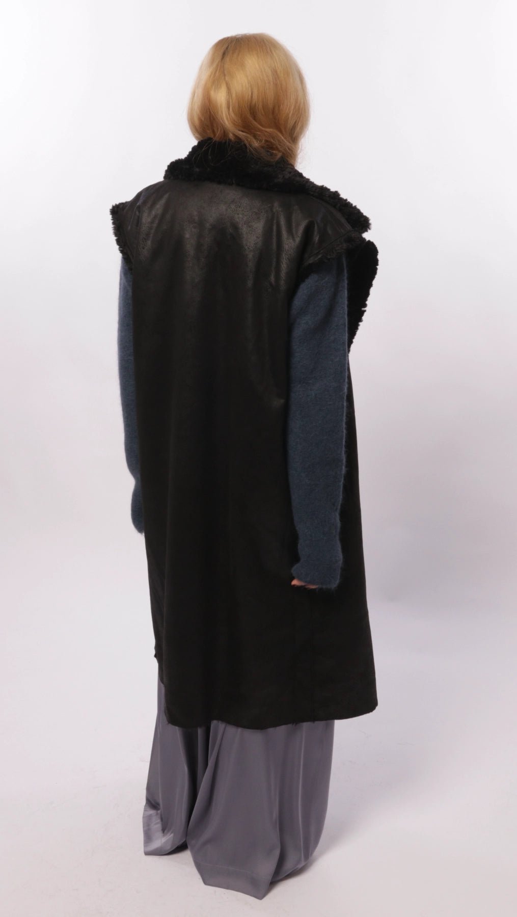 Two - sided Vest Black - BeaA - Be At Home with Yourself - vests