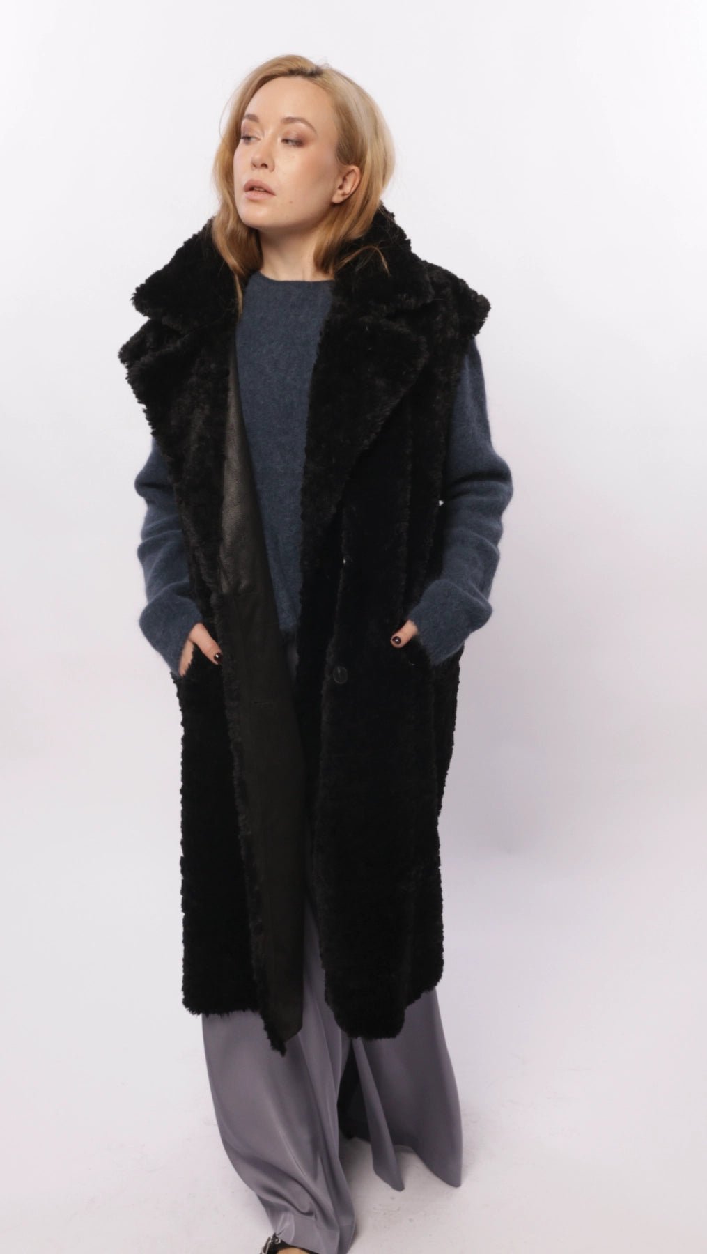 Two - sided Vest Black - BeaA - Be At Home with Yourself - vests