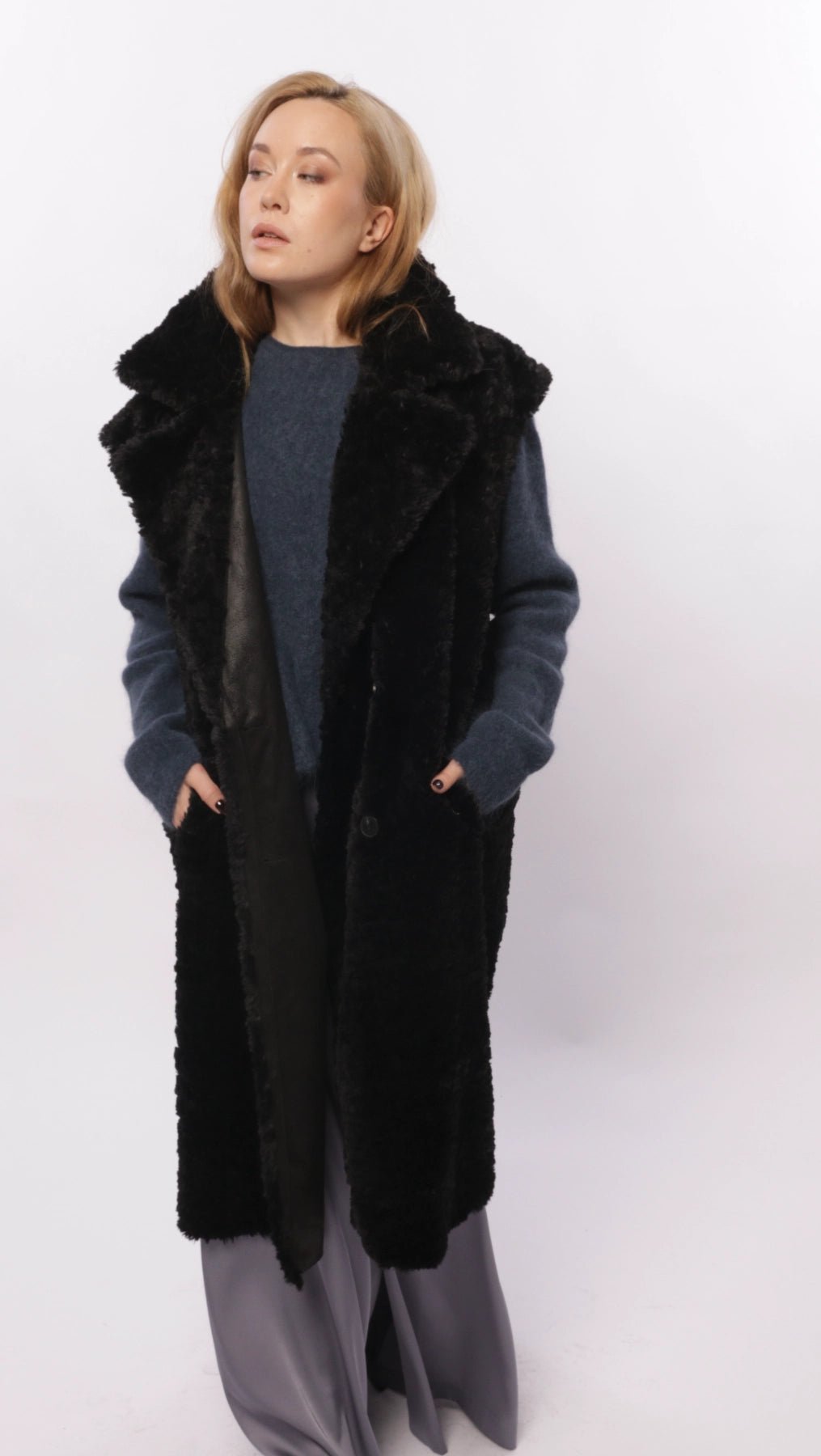 Two - sided Vest Black - BeaA - Be At Home with Yourself - vests