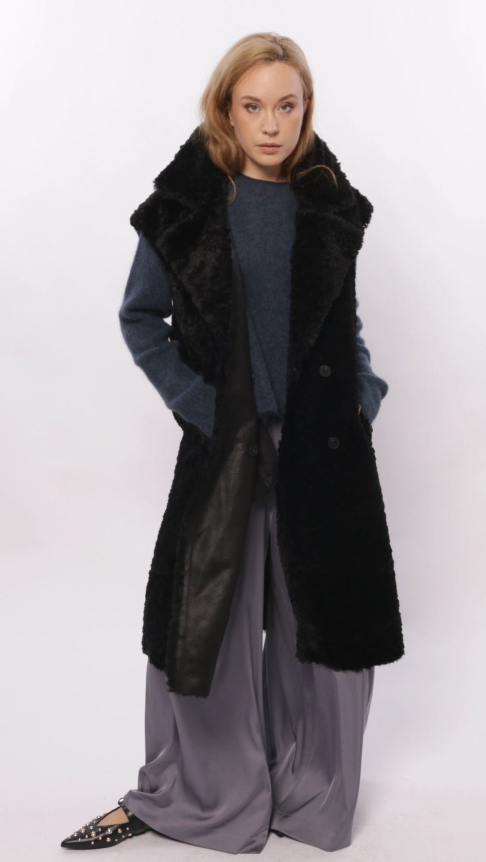 Two - sided Vest Black - BeaA - Be At Home with Yourself - vests