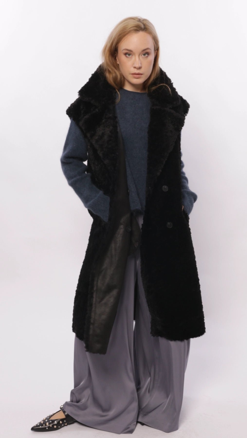 Two - sided Vest Black - BeaA - Be At Home with Yourself - vests