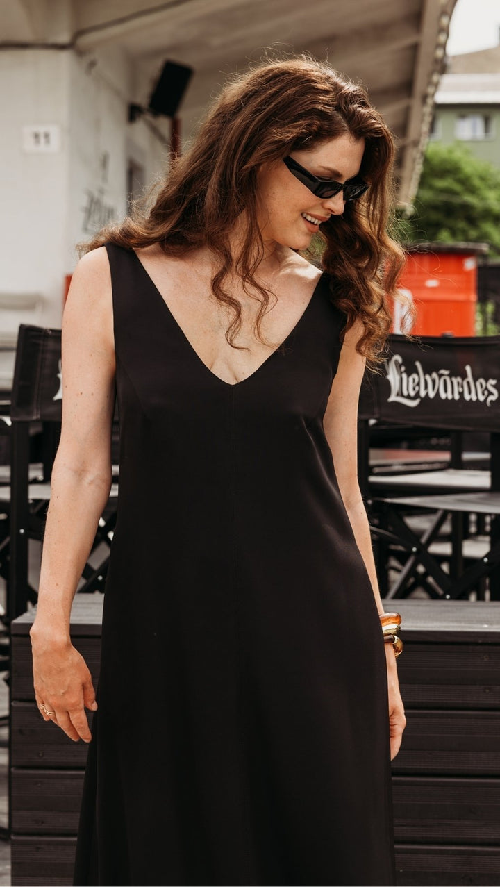 V-Neck dress black - BeaA - Be At Home with Yourself - Dress