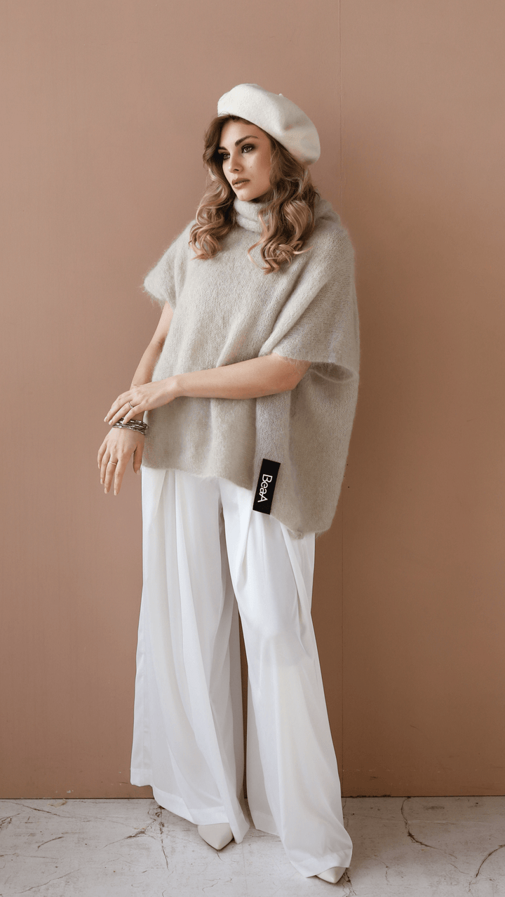 Mohair vest in Porcelain color BeaA - Be At Home with Yourself