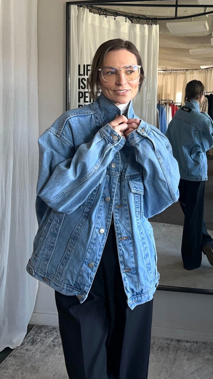 Vintage Jeans jacket "Gaia" - BeaA - Be At Home with Yourself - jacket