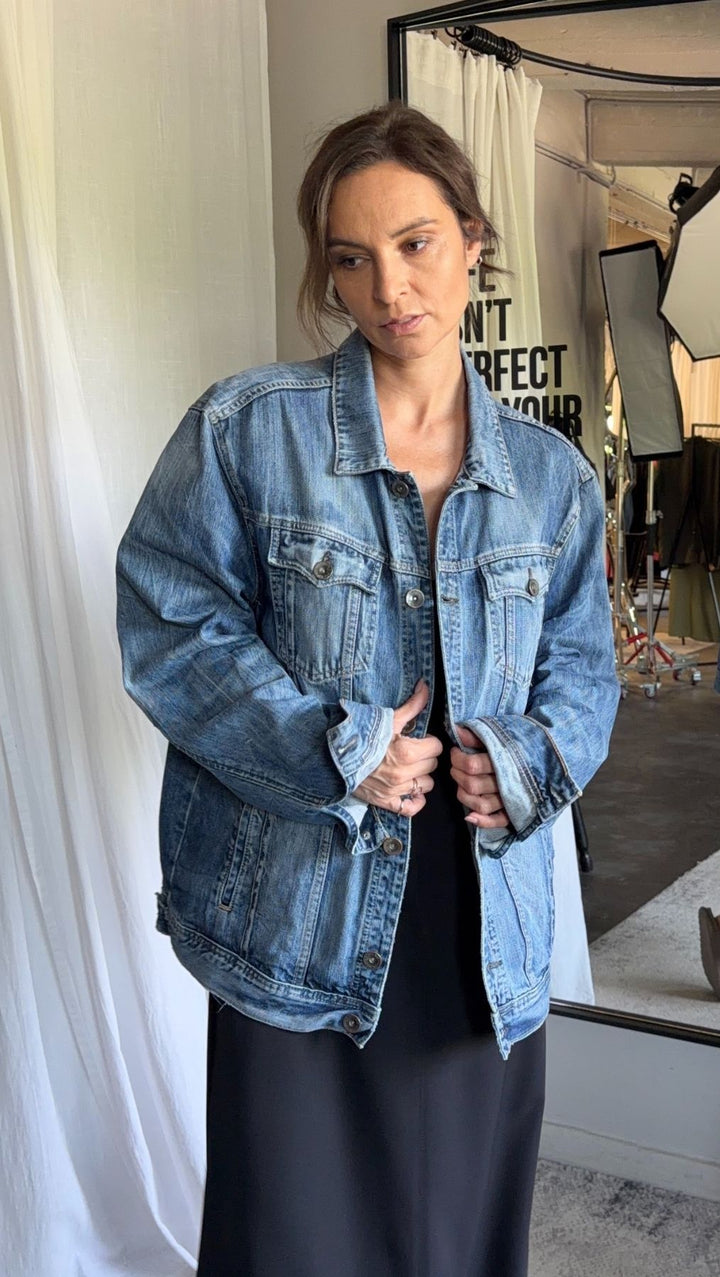 Vintage Jeans jacket "Sitges" - BeaA - Be At Home with Yourself - jacket